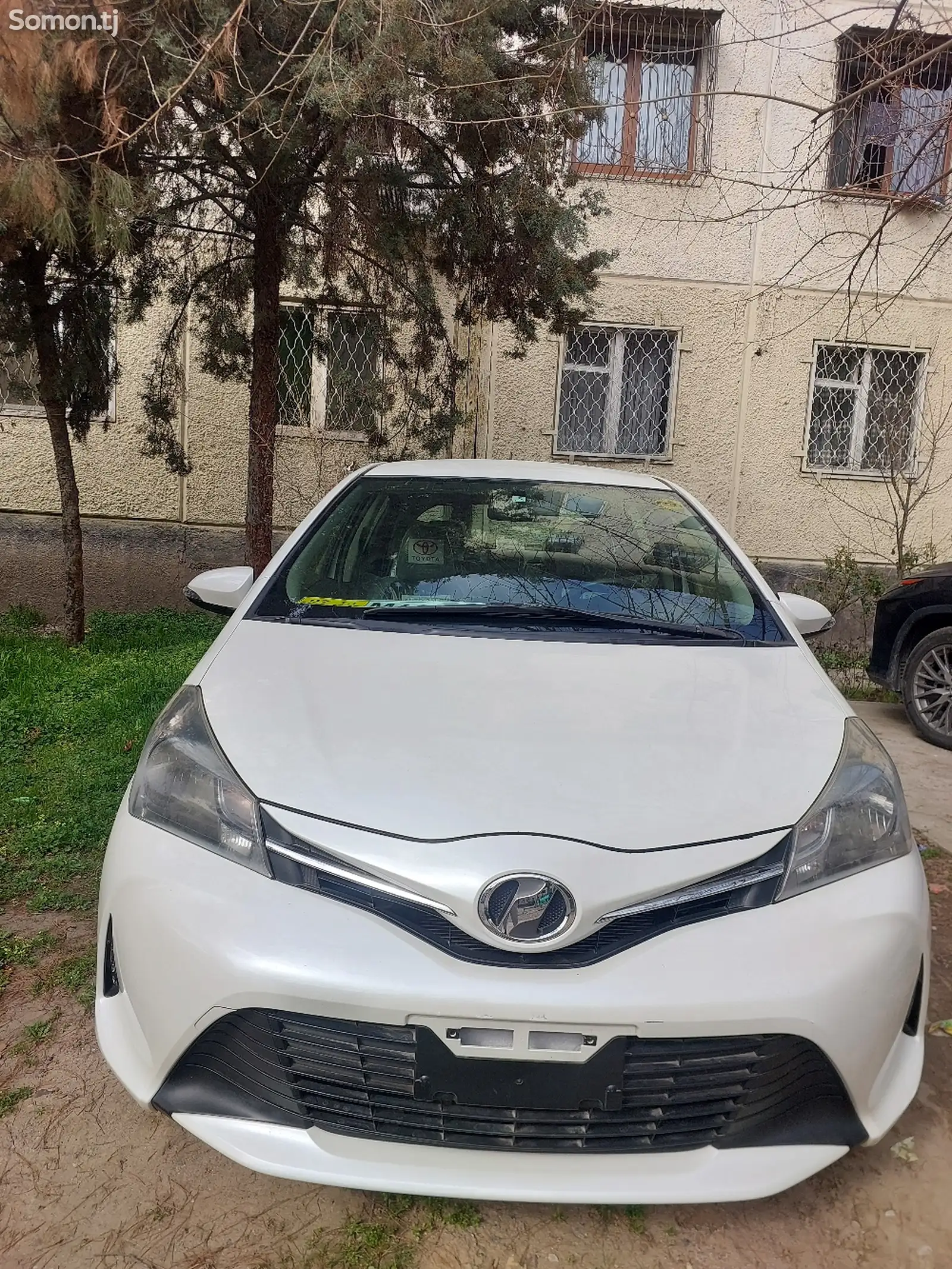 Toyota Vitz, 2015-1