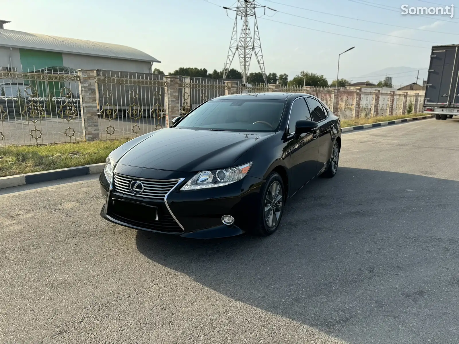 Lexus ES series, 2013-1