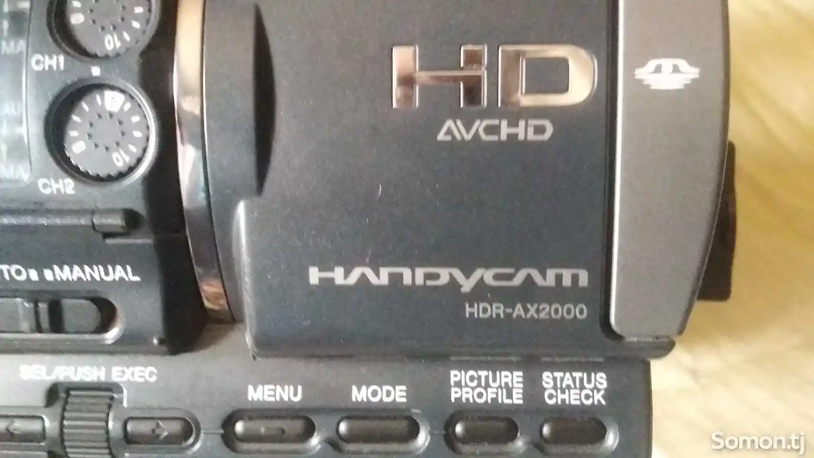 Видеокамера Sony HDR AX2000-2