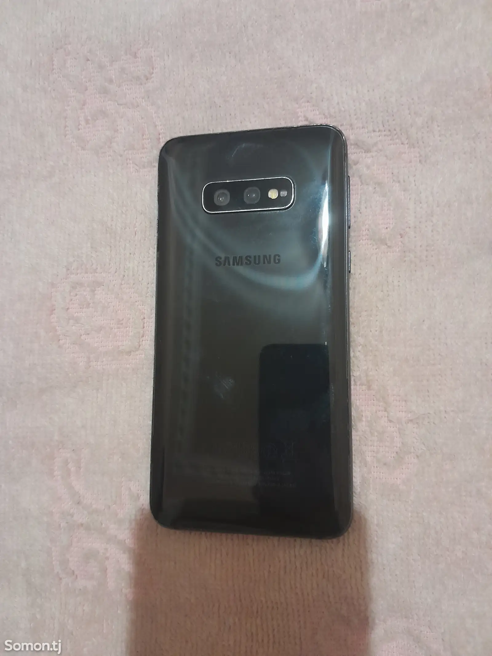 Samsung Galaxy S10 128Gb-1