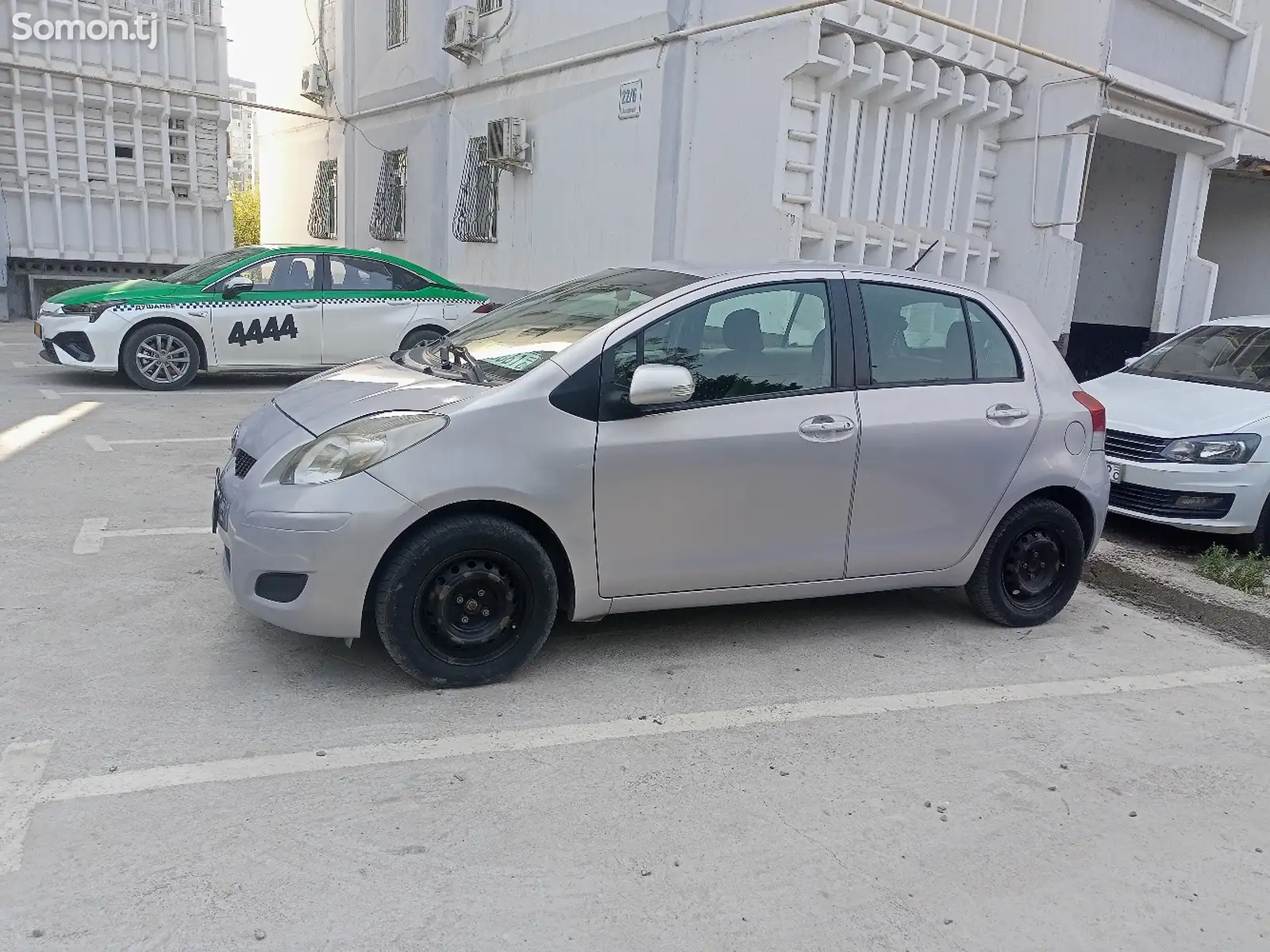 Toyota Vitz, 2010-1