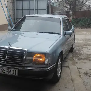 Mercedes-Benz W124, 1991