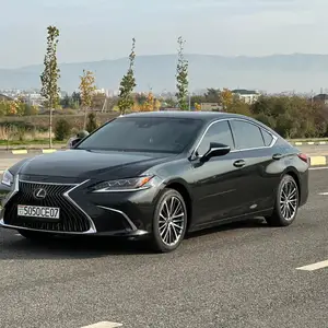 Lexus ES series, 2022