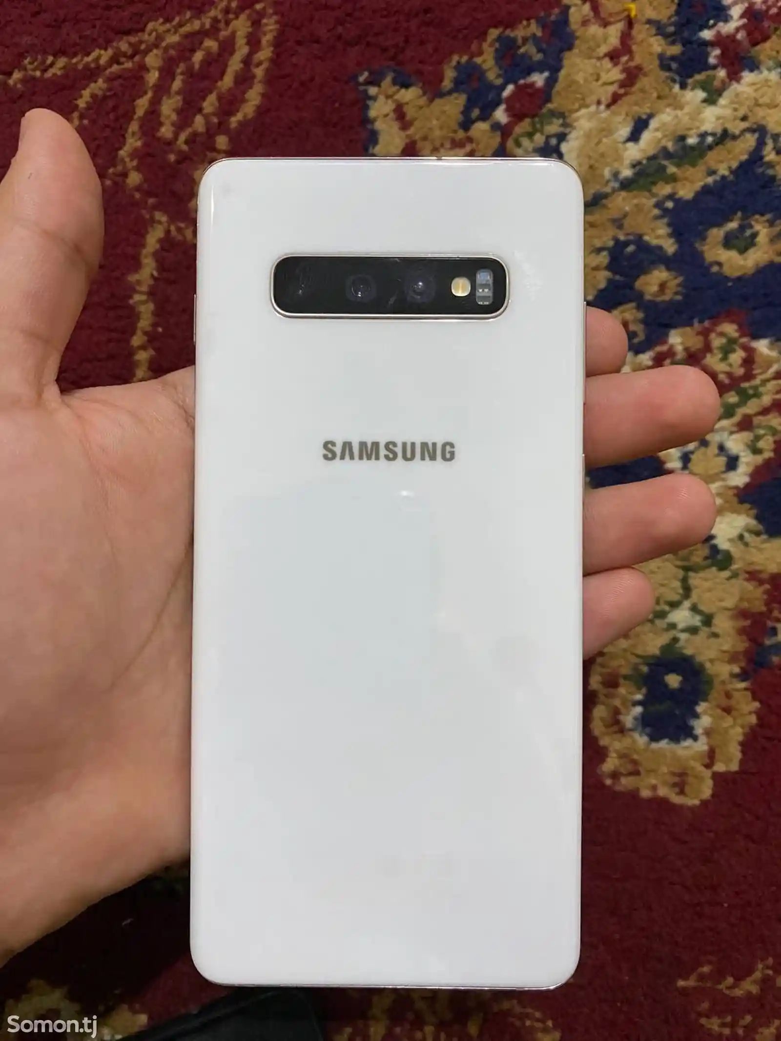 Samsung Galaxy S10+-2