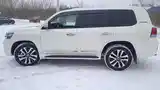 Toyota Land Cruiser, 2011-4