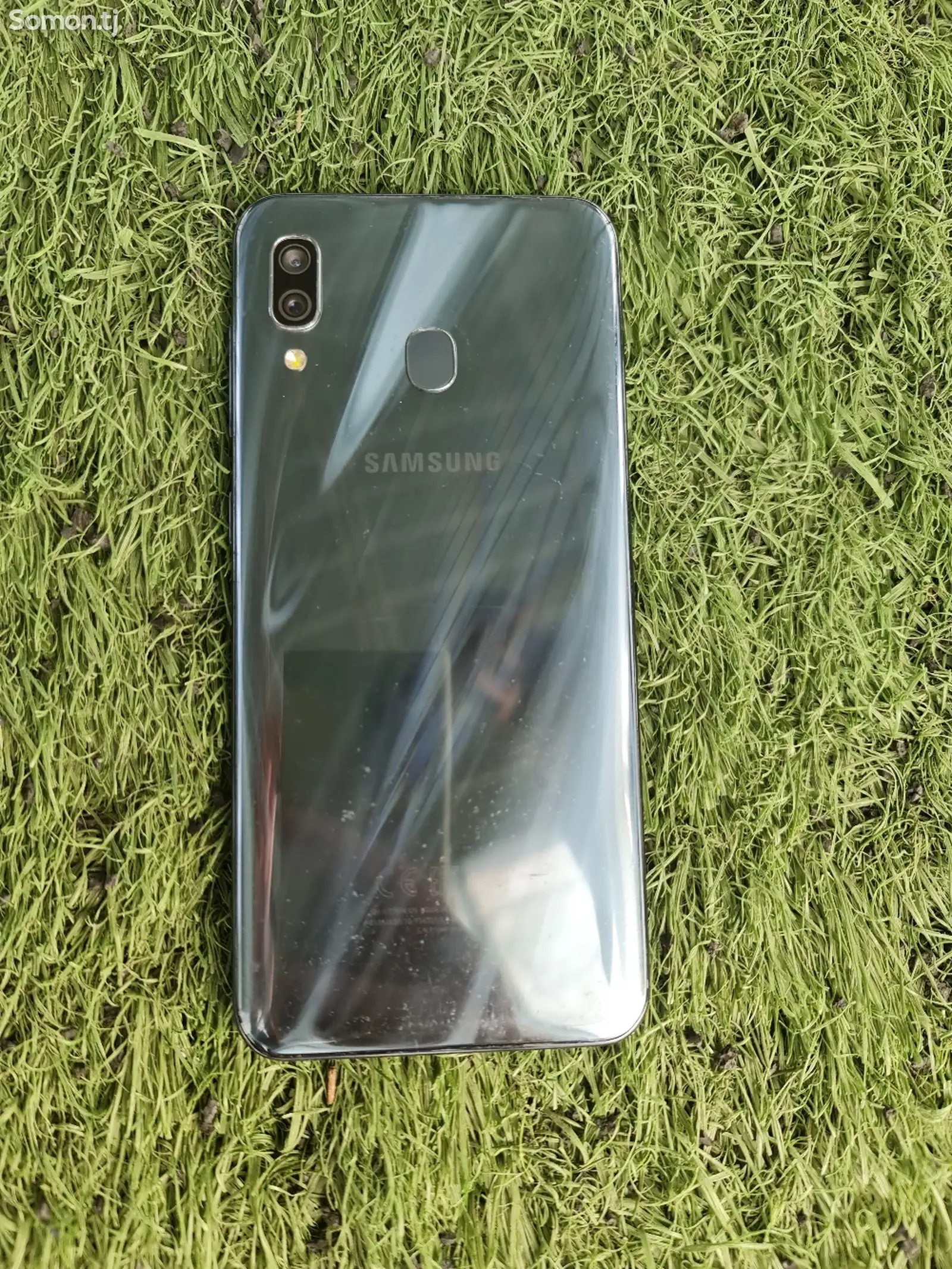 Samsung Galaxy A30-1