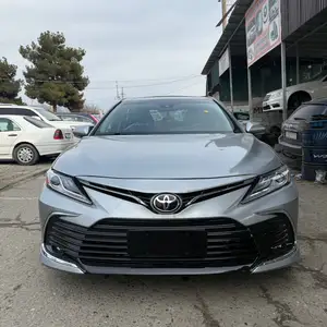 Toyota Camry, 2019