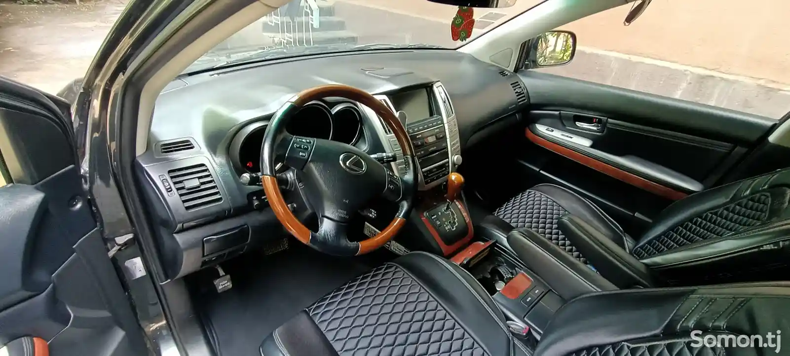 Lexus RX series, 2008-9