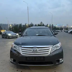 Toyota Avalon, 2012