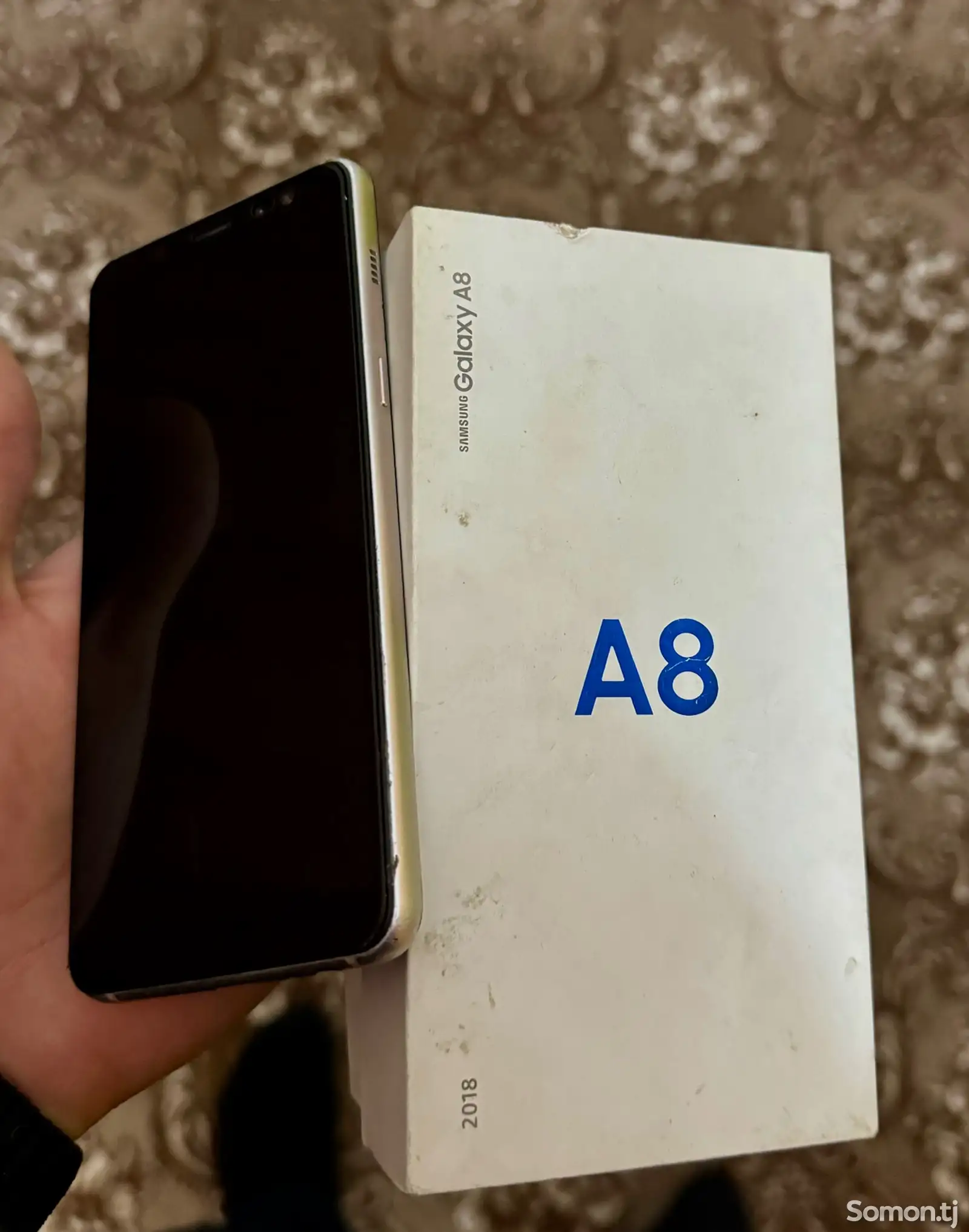 Samsung Galaxy A8-1