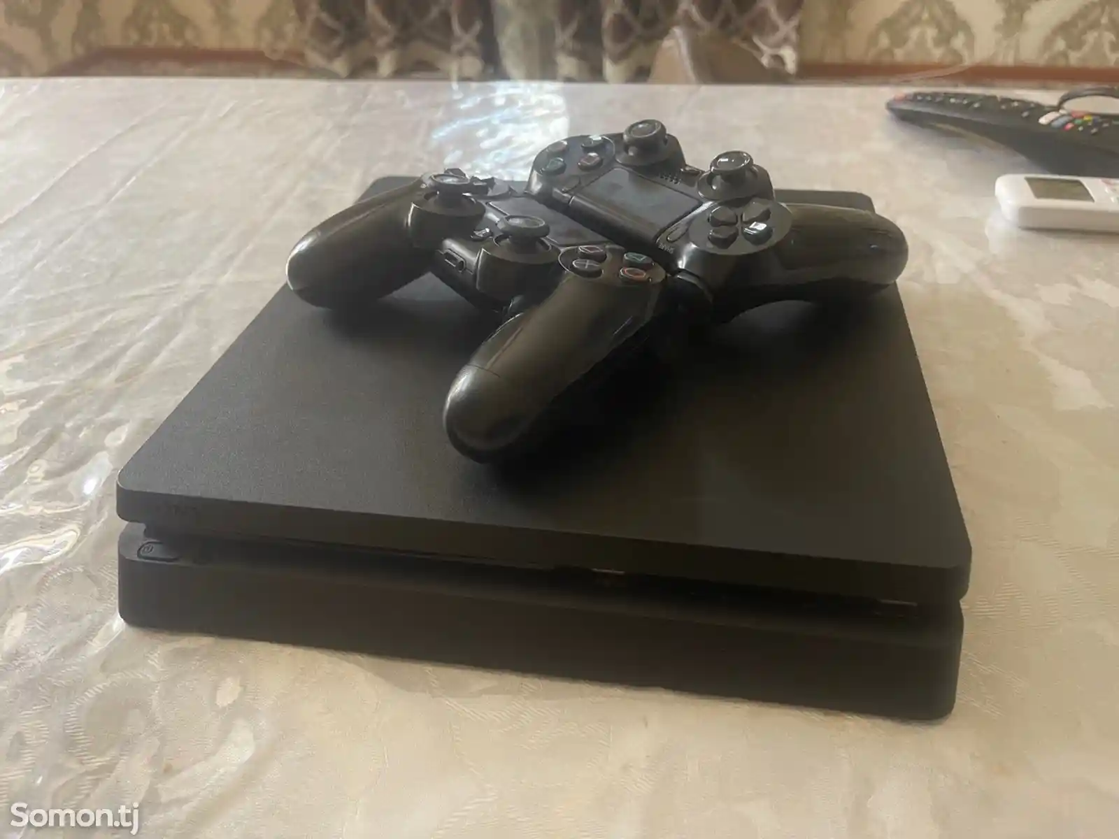 Игровая приставка Sony PlayStation 4 Slim 1Tb-5