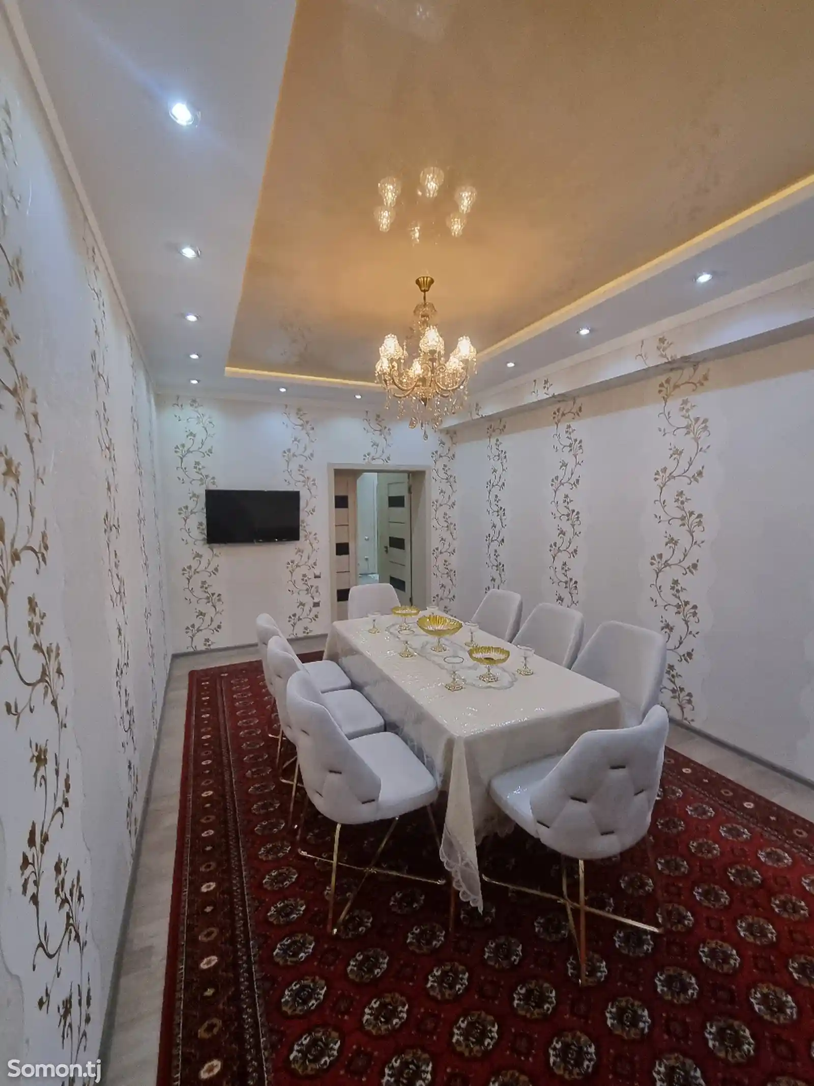 3-комн. квартира, 1 этаж, 90 м², 20 мкр-1