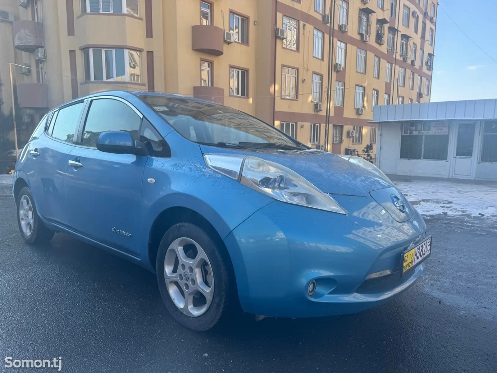 Nissan Leaf, 2011-1