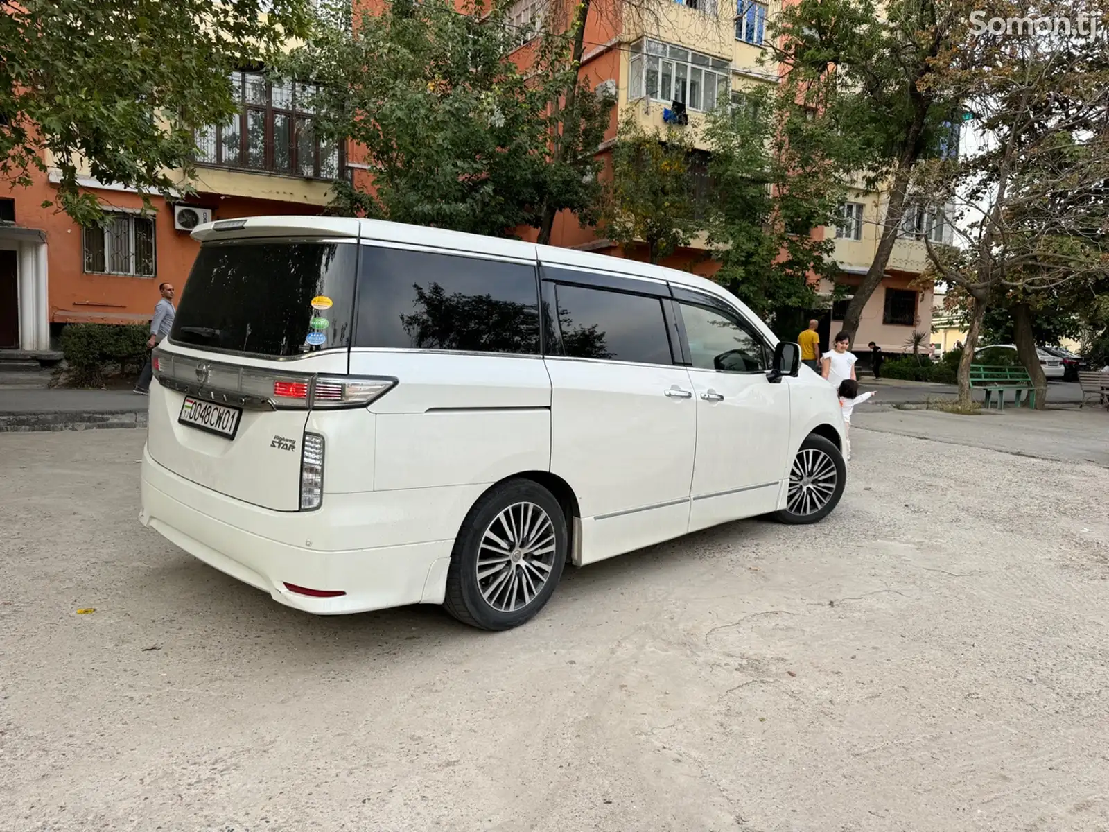 Nissan Elgrand, 2015-3