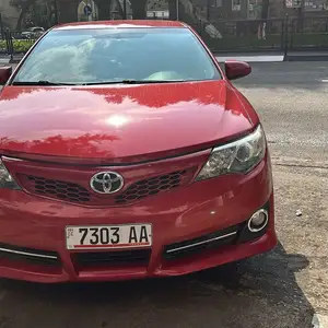 Toyota Camry, 2014