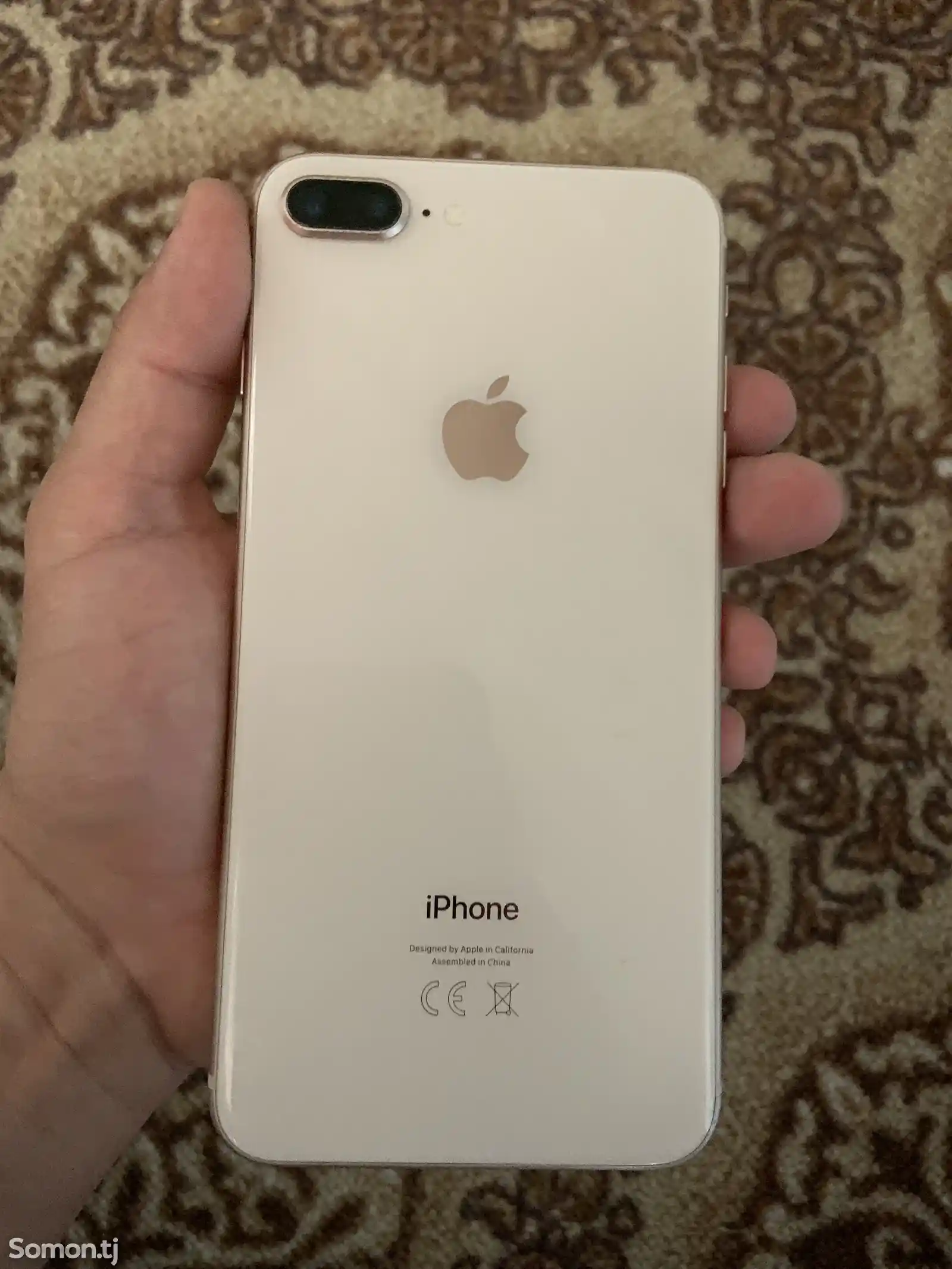 Apple iPhone 8 plus, 64 gb, Gold-1