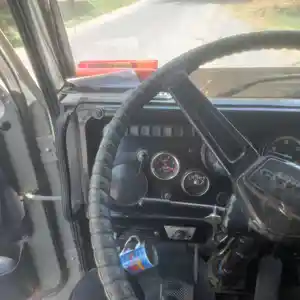 Бортовой грузовик, 1991