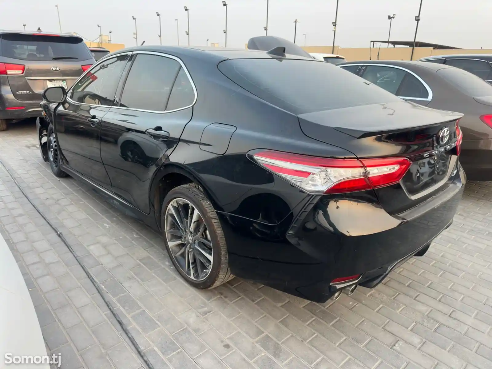 Toyota Camry, 2019-6