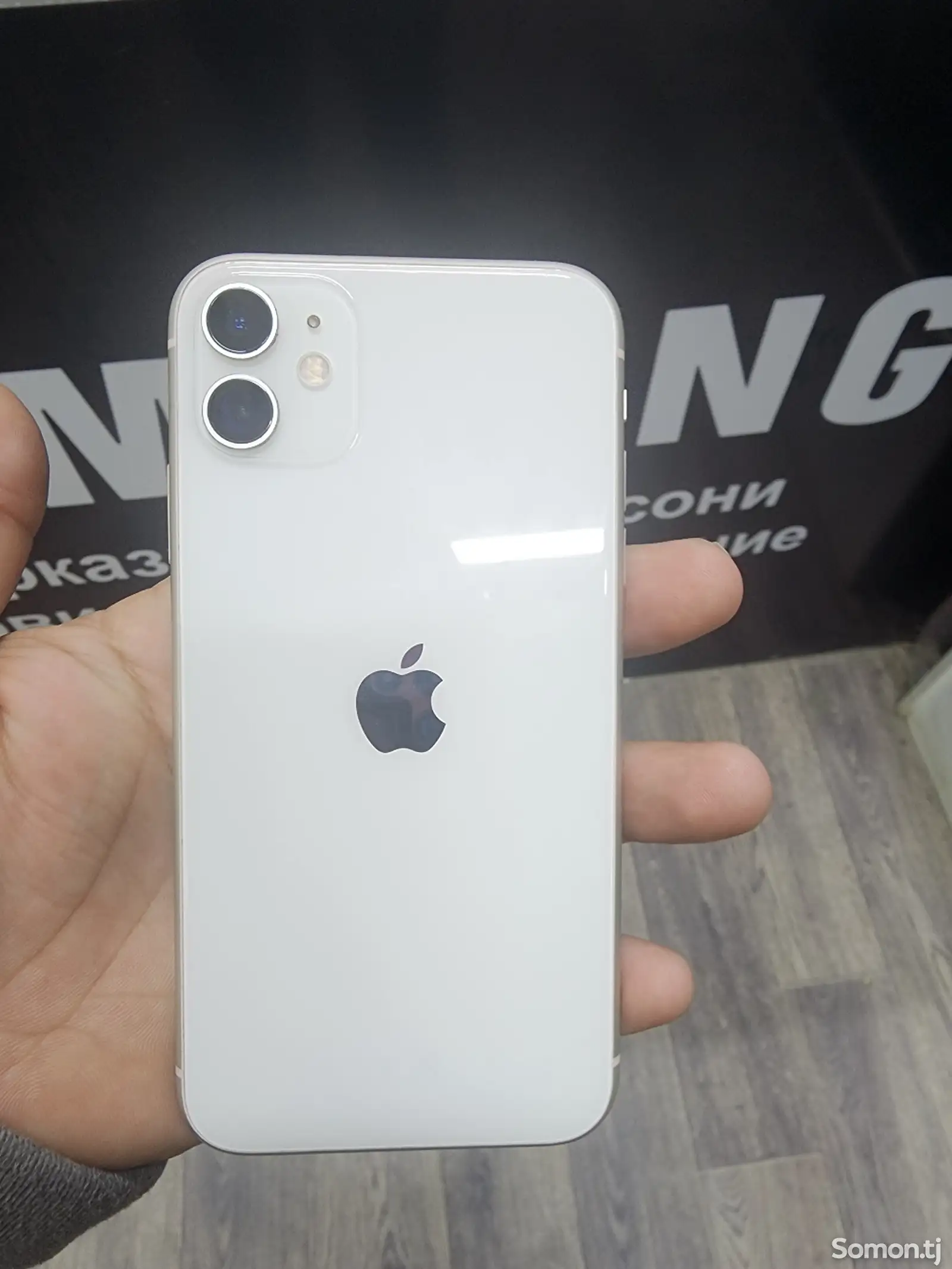 Apple iPhone 11, 64 gb, White-1