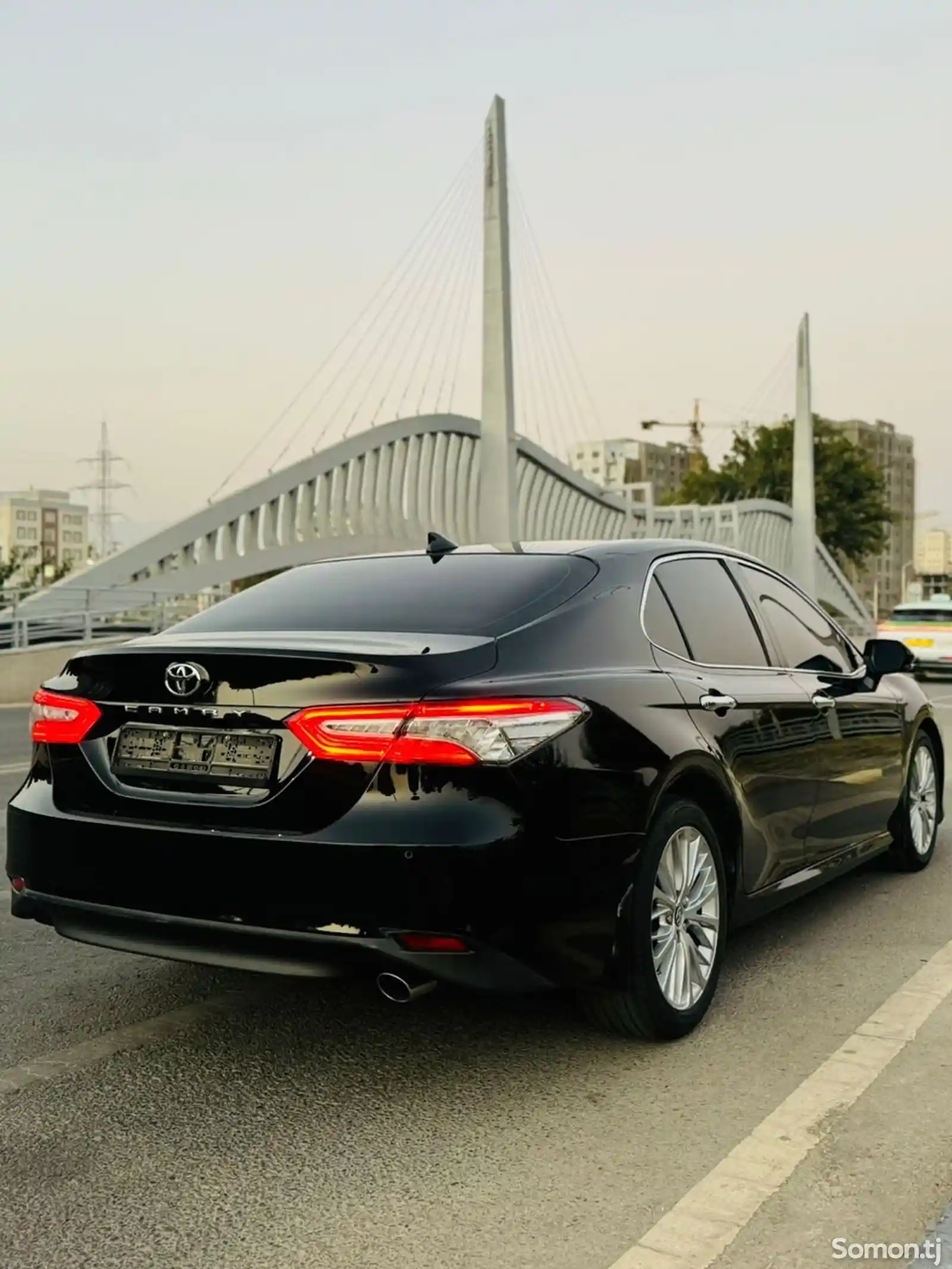 Toyota Camry, 2019-10