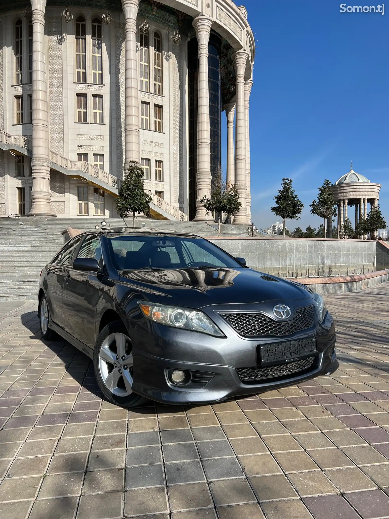 Toyota Camry, 2010-1