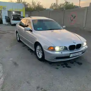 BMW 5 series, 2002