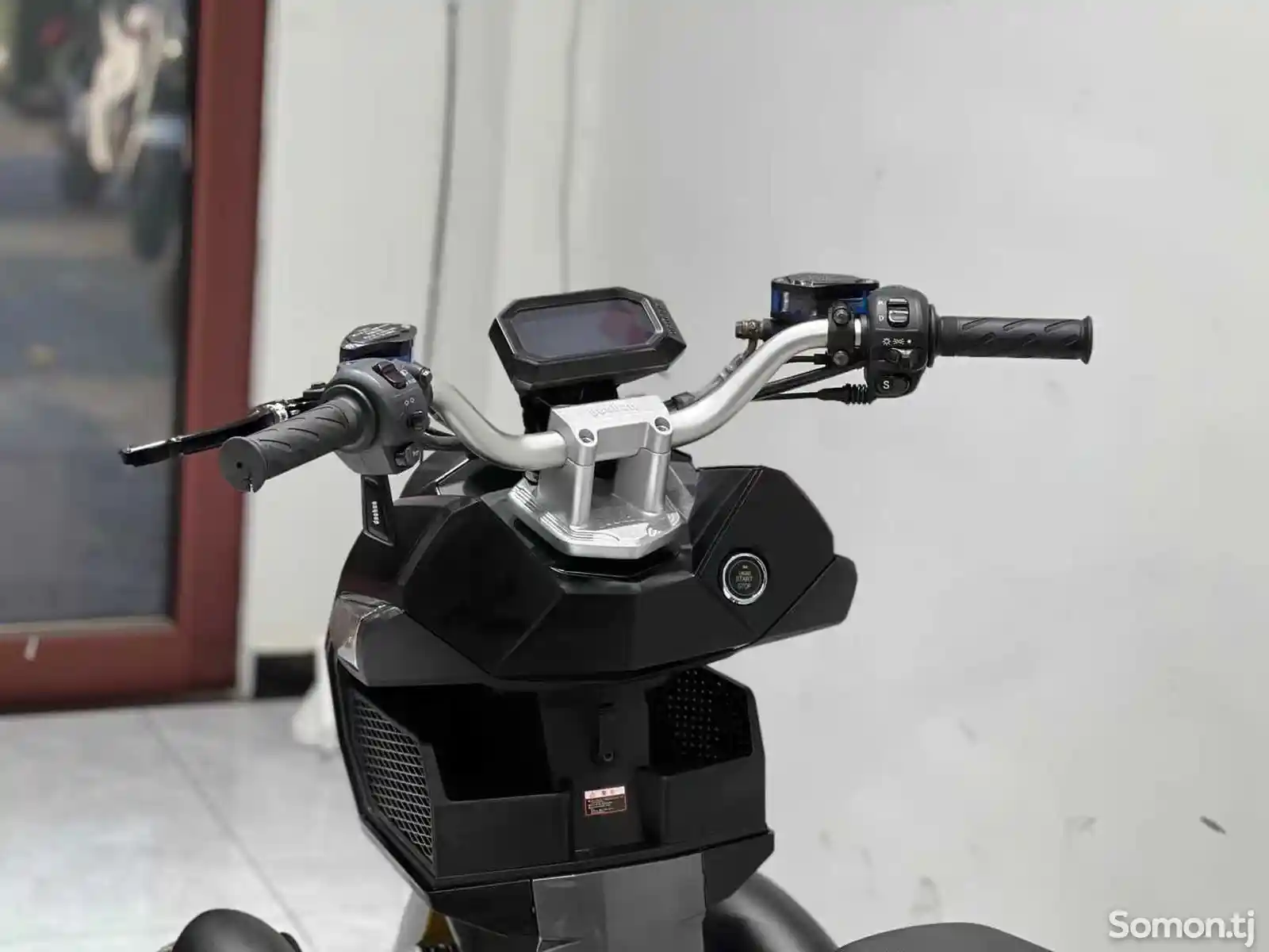 Электрический трицикл Doha 1500Вт, 72V20A на заказ-8