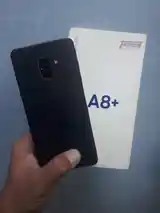 Samsung Galaxy A8+-2