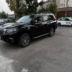 Toyota Land Cruiser Prado, 2022