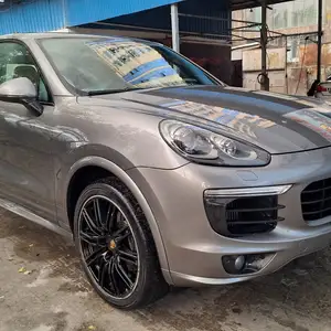 Porsche Cayenne, 2016