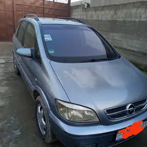 Opel Zafira, 2004