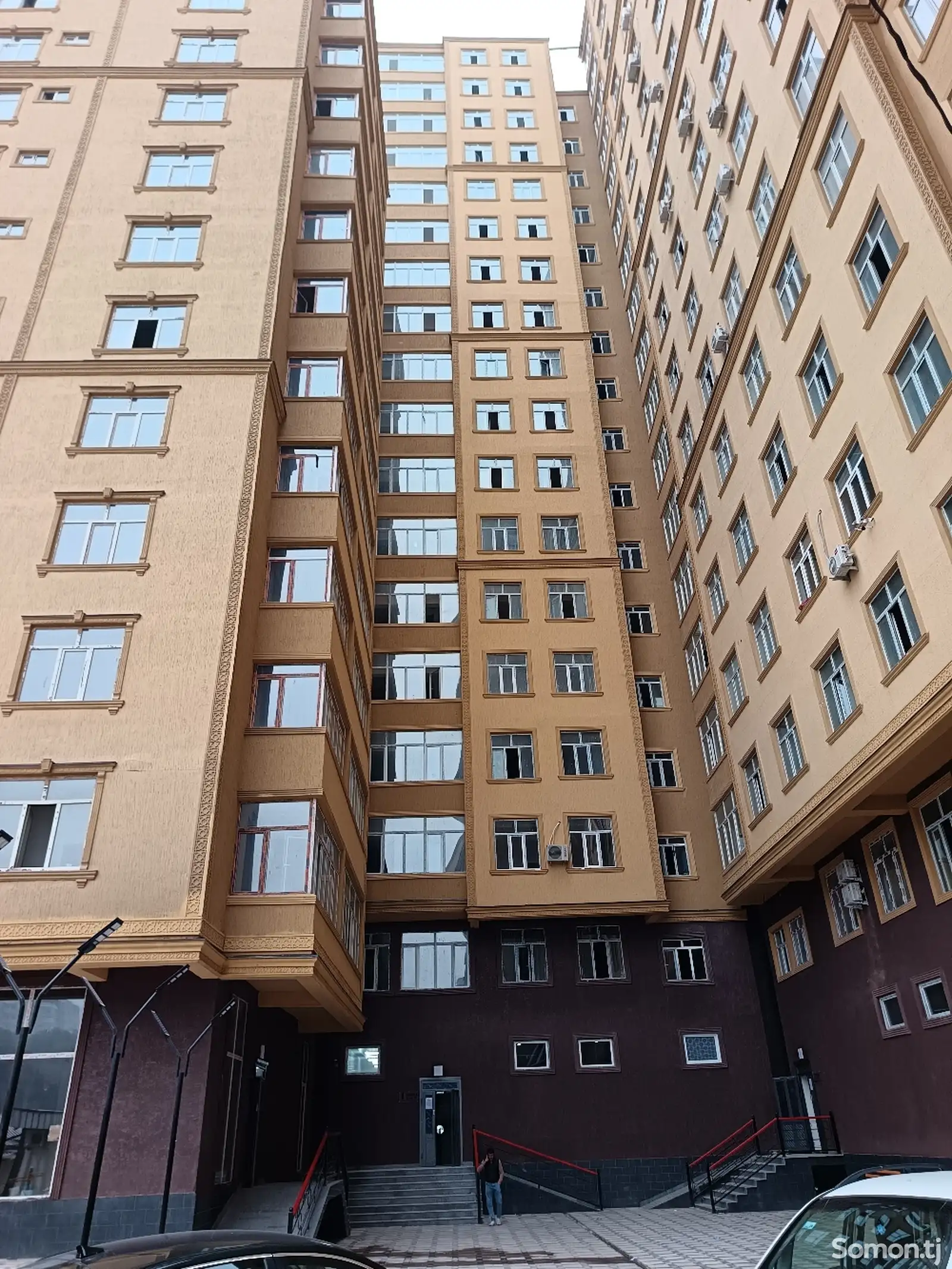 3-комн. квартира, 6 этаж, 135 м², Зелёный базар-1