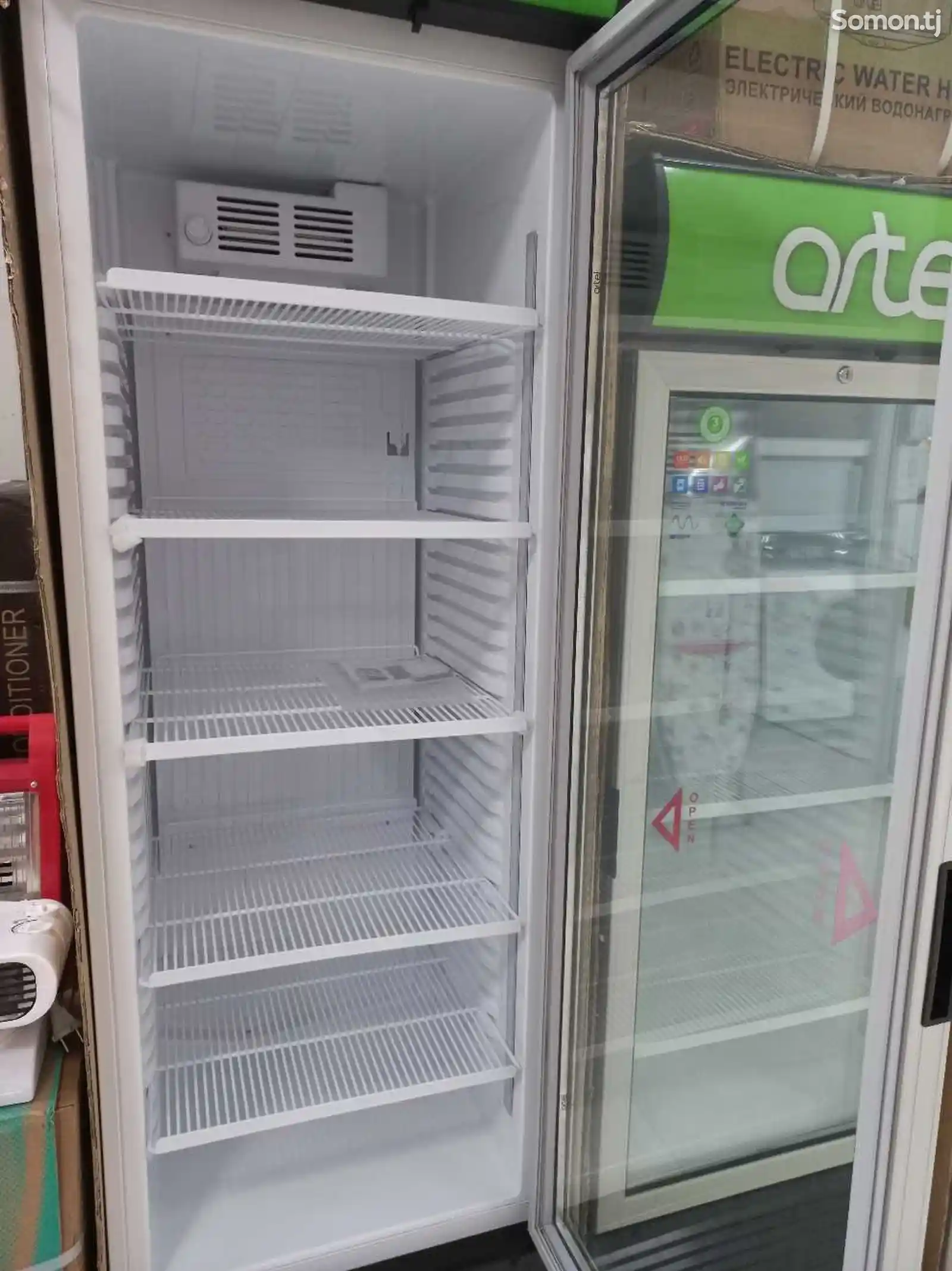 Витринный холодильник Artel hs 474-2
