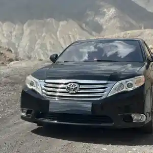 Toyota Avalon, 2011