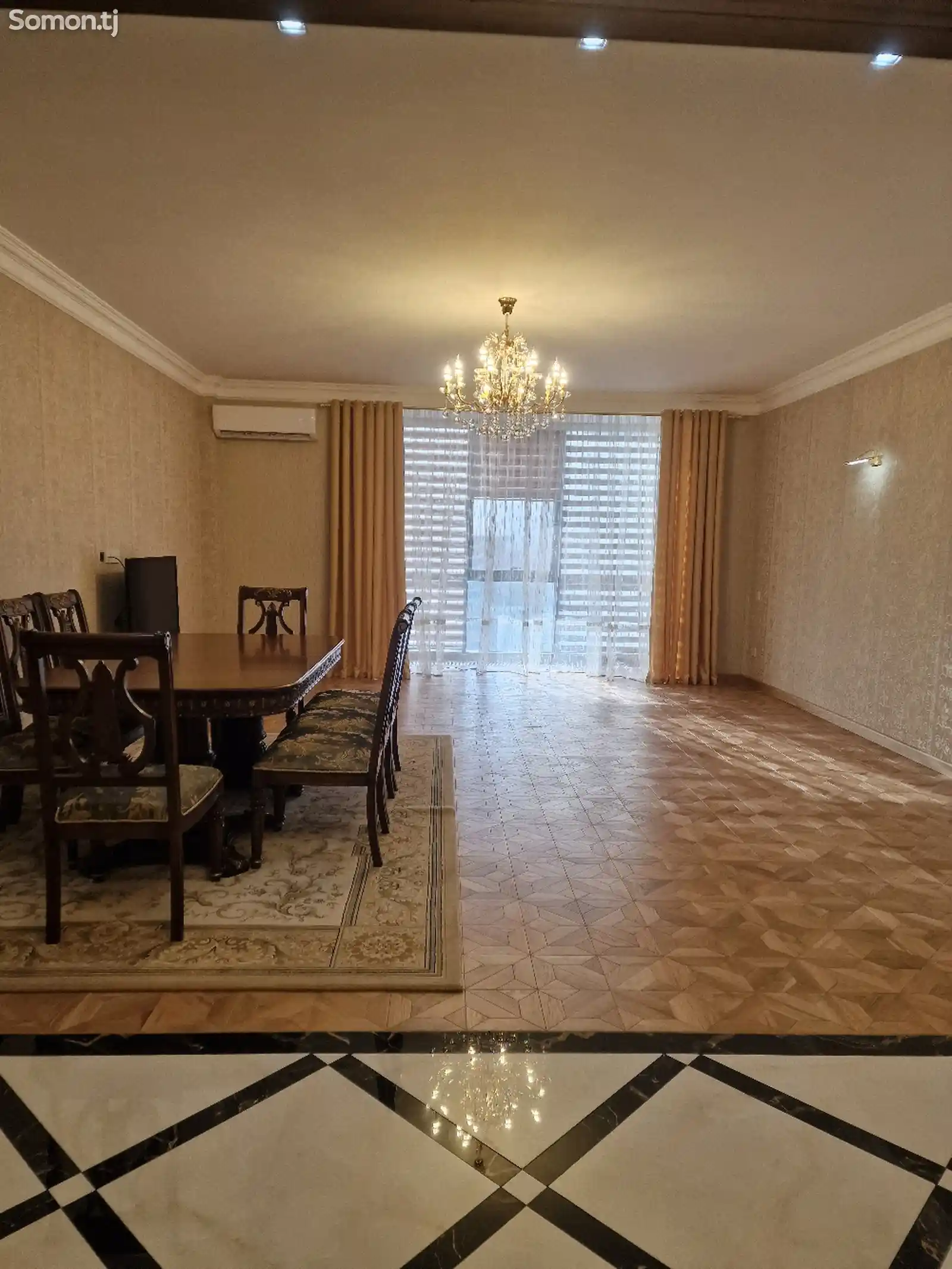 3-комн. квартира, 11 этаж, 148 м², Цум-1