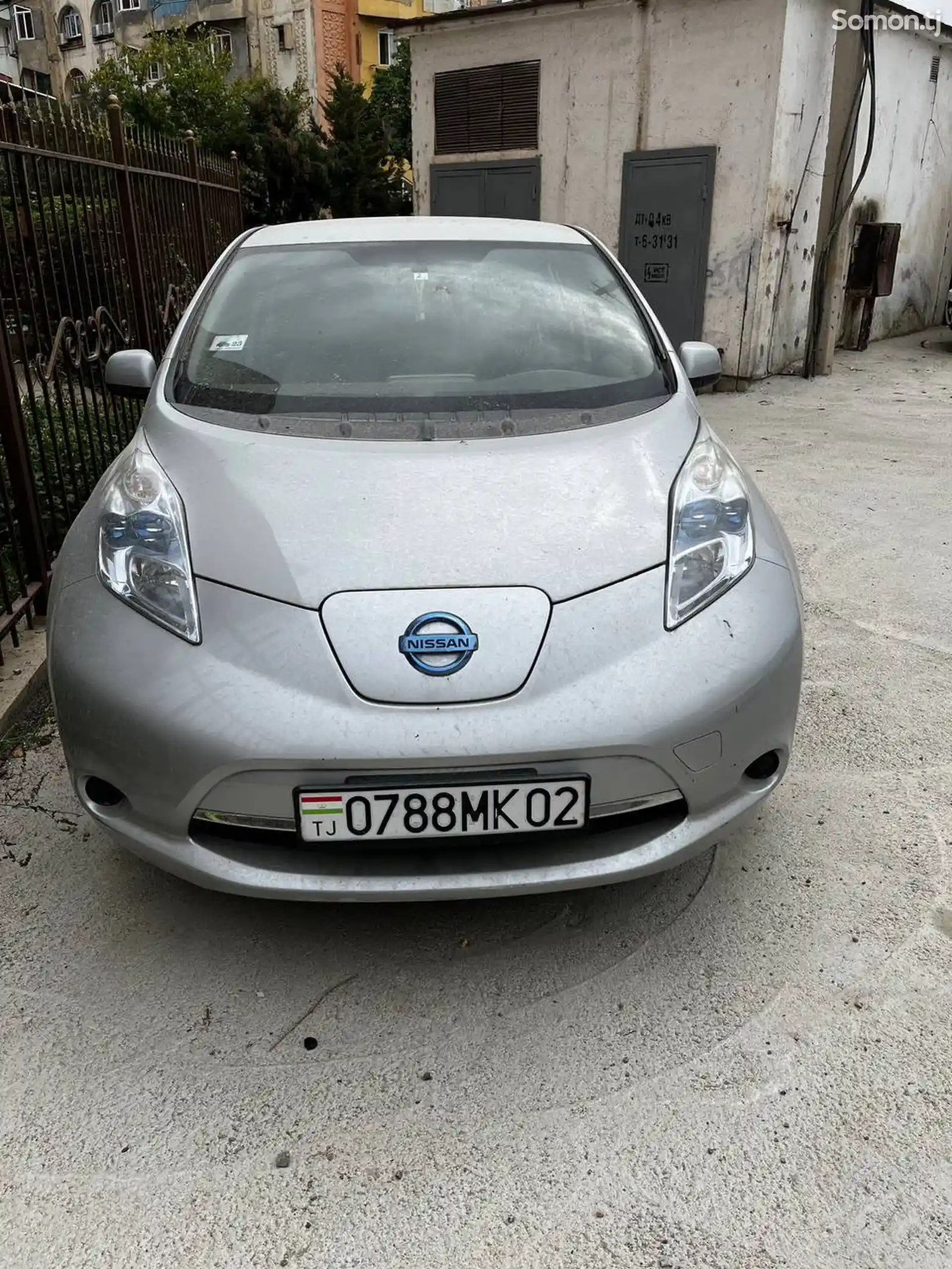 Nissan Leaf, 2012-1