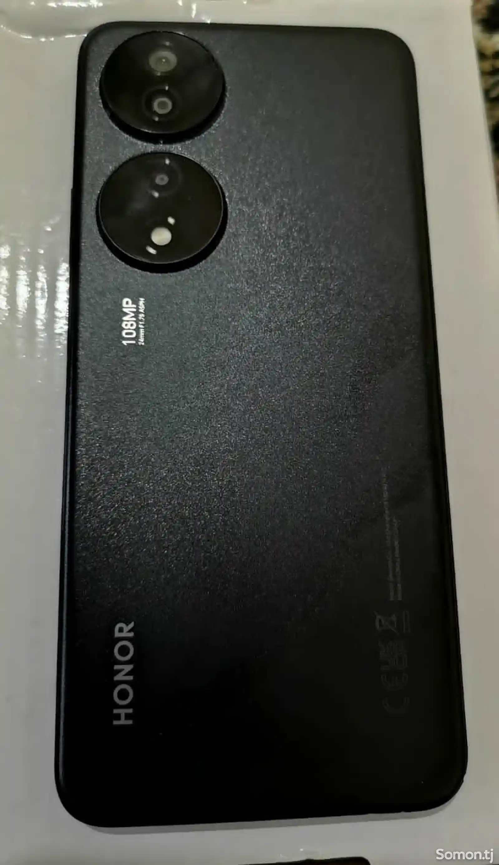 Телефон Honor-2