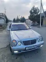 Mercedes-Benz E class, 2001-4