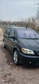 Opel Zafira, 2002-2