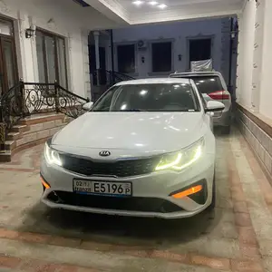 Kia Optima, 2019