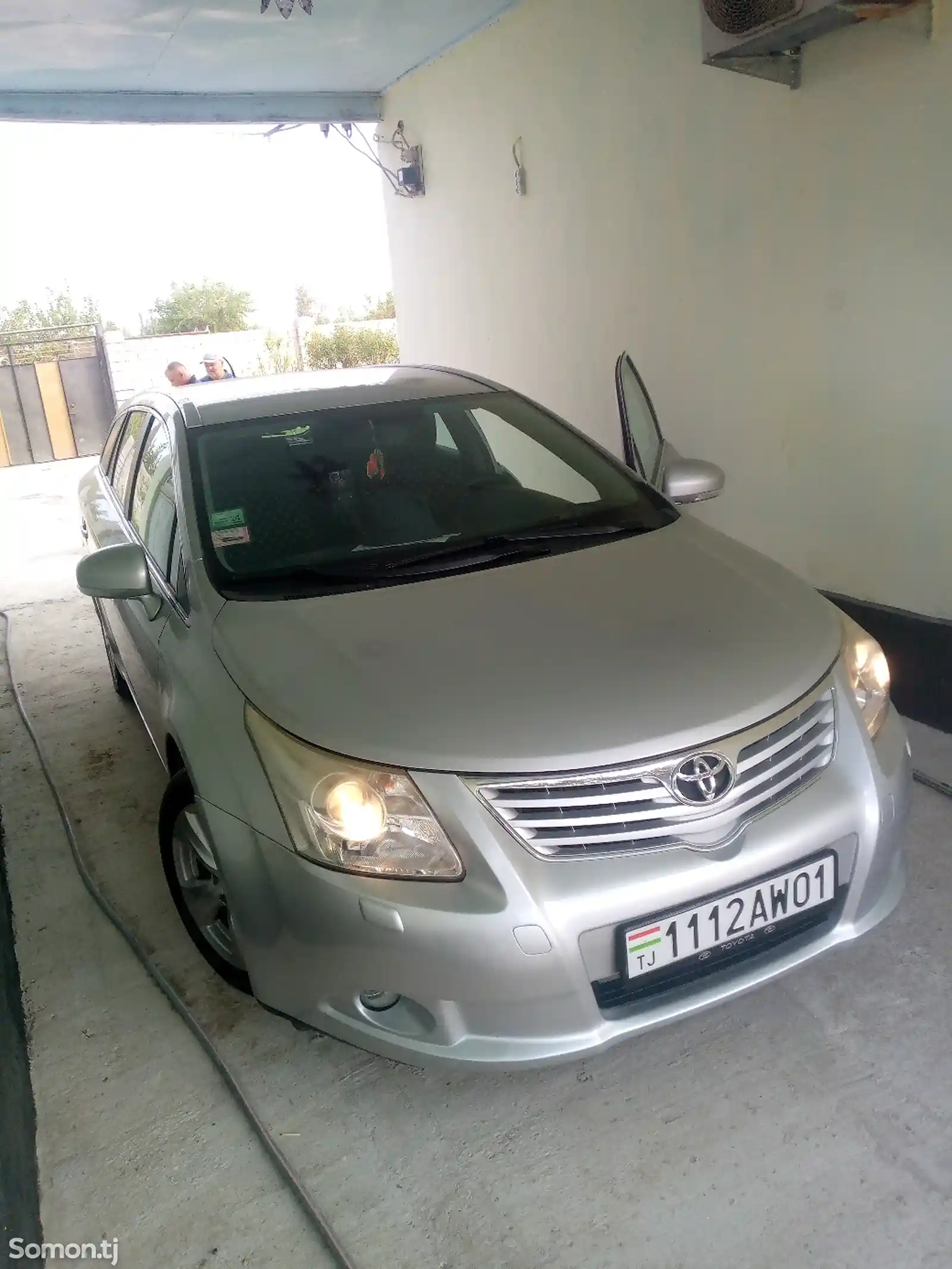 Toyota Avensis, 2010-4