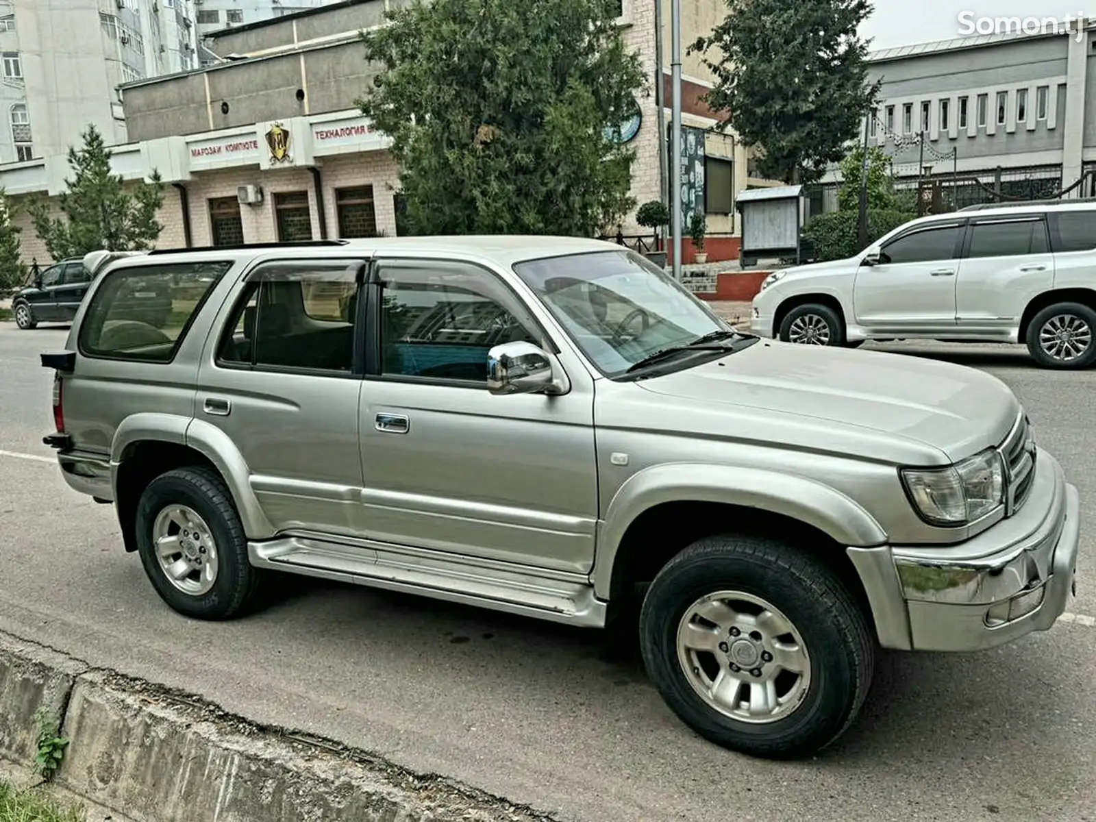 Toyota Hilux Surf, 2001-1