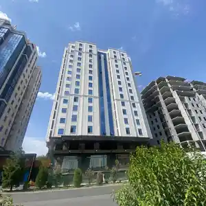 3-комн. квартира, 7 этаж, 134 м², Аэропорт