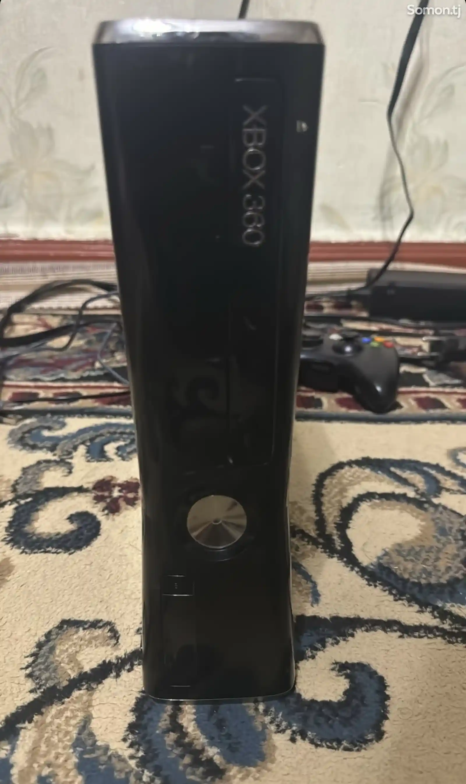 Игровая приставка Xbox 360 Slim-2