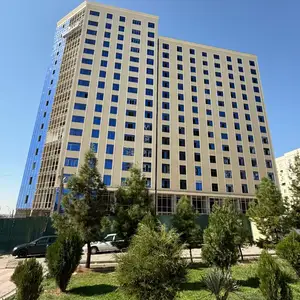 2-комн. квартира, 15 этаж, 64 м², Испечак 1