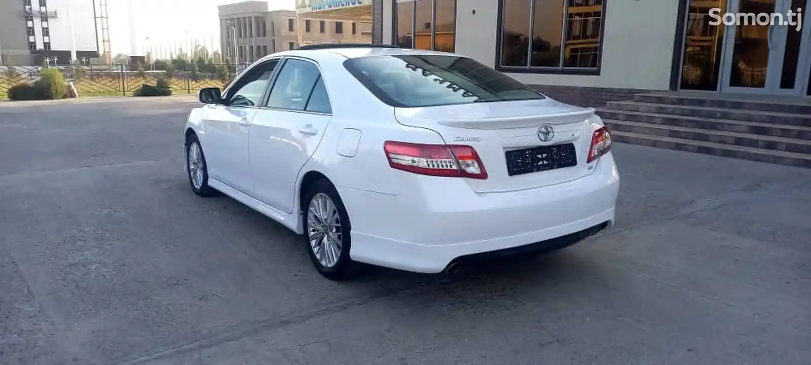 Toyota Camry, 2010-4