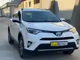 Toyota RAV 4, 2017-3