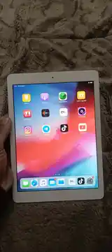 Планшет Аpple ipad Air, Wifi-3