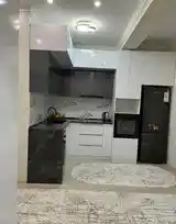 2-комн. квартира, 7 этаж, 70м², и.Сомони-4