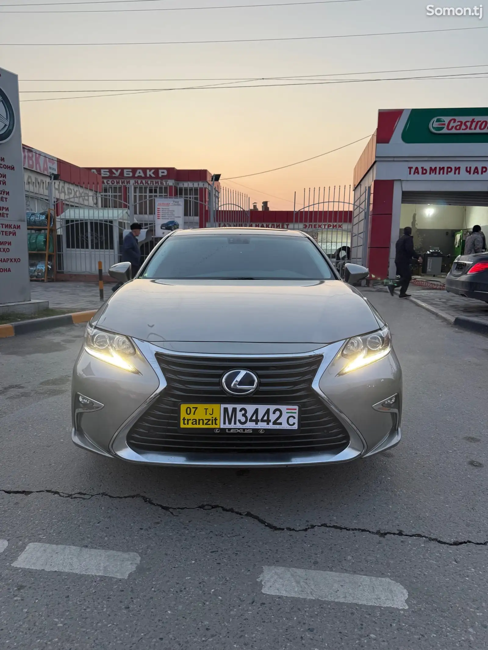 Lexus ES series, 2016-1